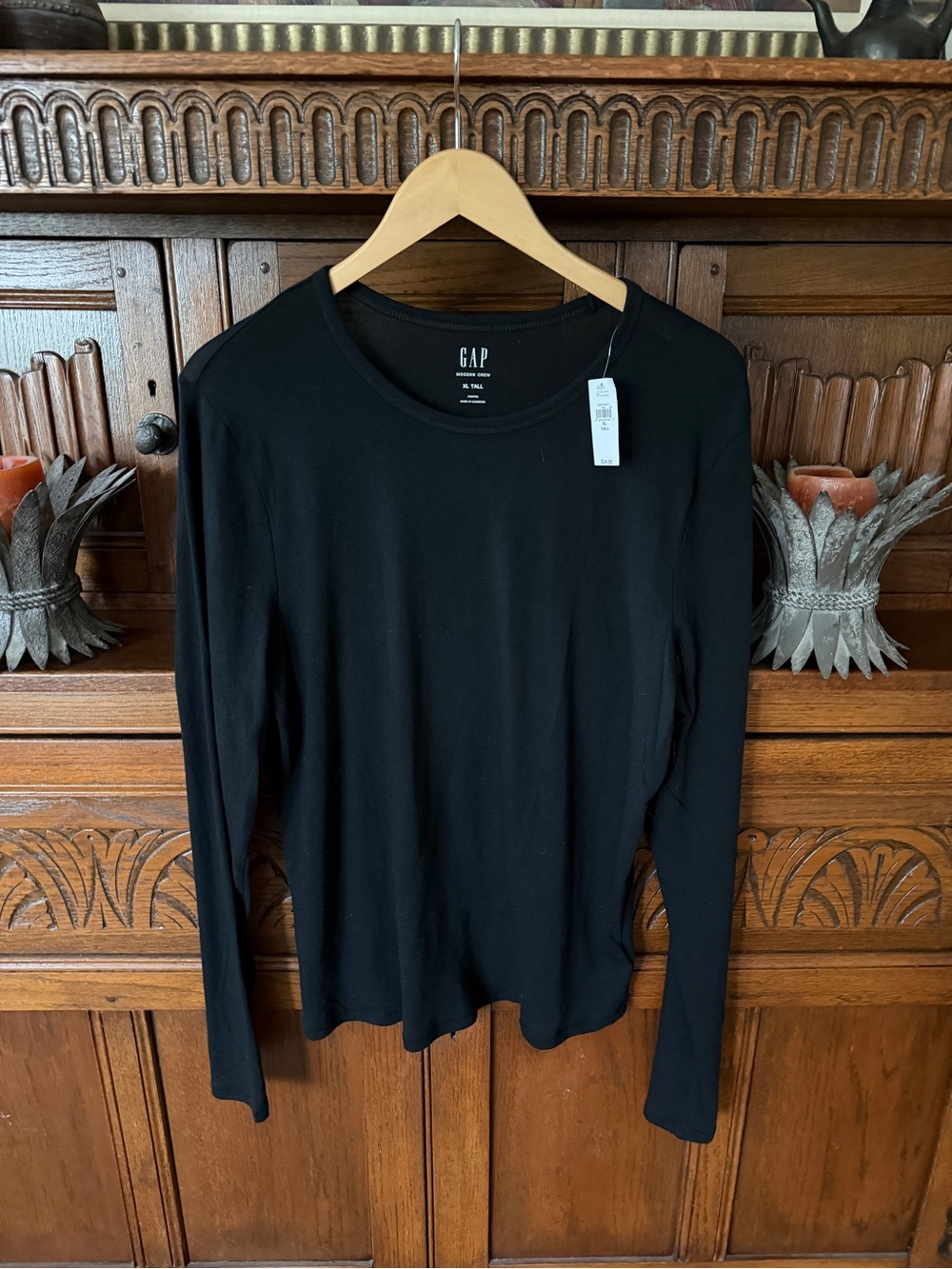 New with tag GAP Modern Crew Women’s Long-Sleeve Top - Black - Size XL Tall